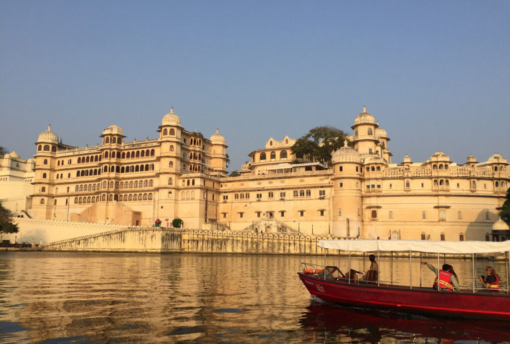 Jaipur Udaipur Mount Abu Tour, royal Rajasthan tour package, Rajasthan tour, Udaipur Jodhpur Jaisalmer Tour by Colorful Destinations India